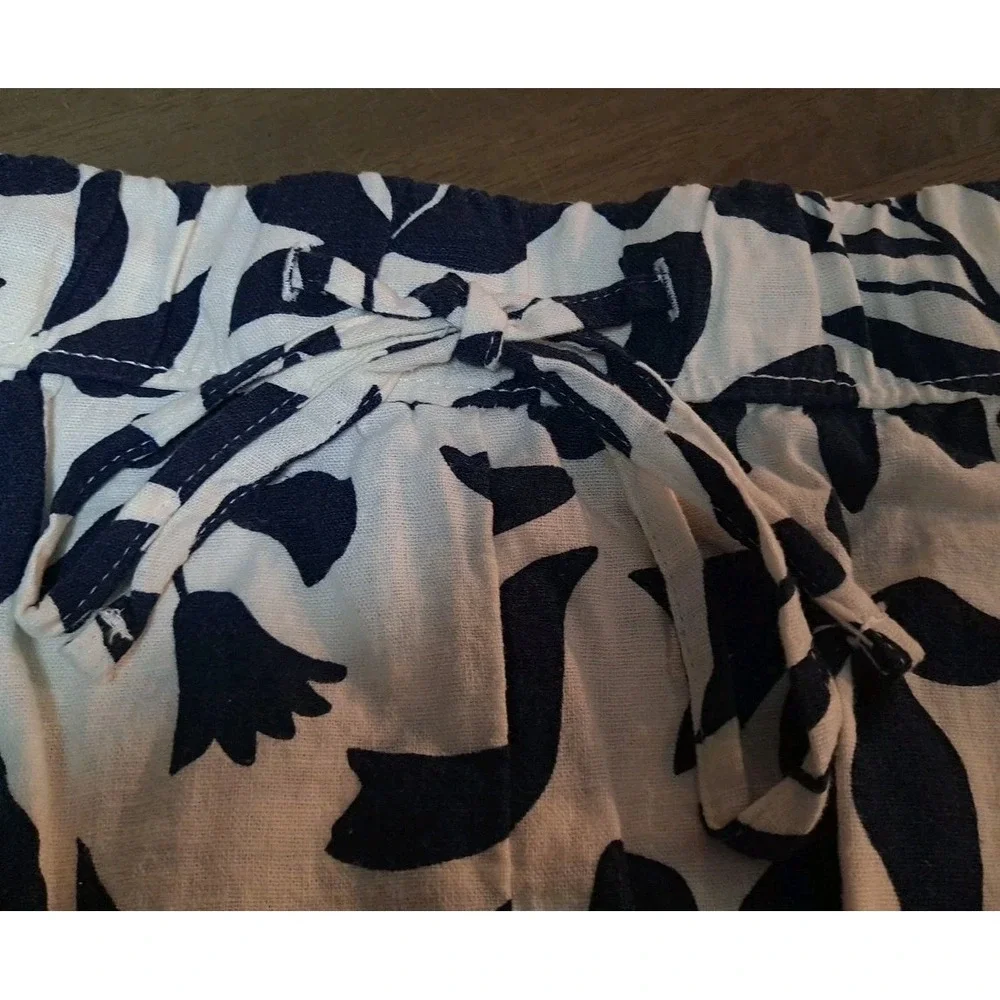 NWT Time‎ & Tru Womens Linen Shorts Dark Navy & White Botanical Size XL (16-18)
